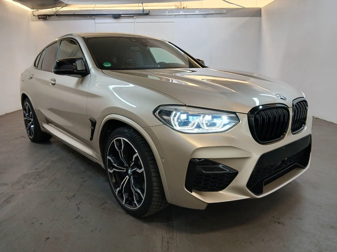 BMW X4 M Competition,Harman Kardon,ACC, Shadow Line - SUV: picture 2 BMW X4 M Competition,Harman Kardon,ACC, Shadow Line - SUV: picture 2