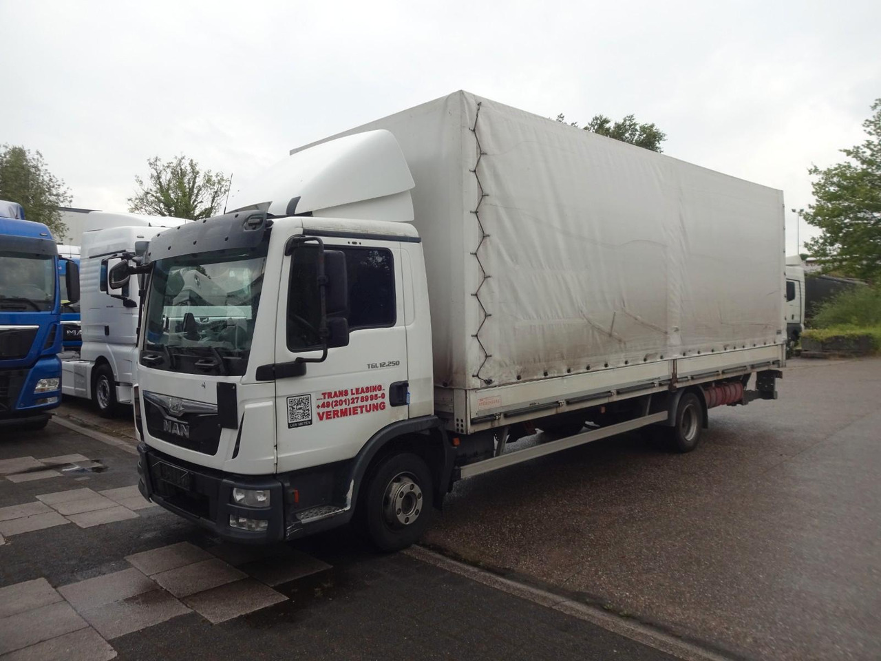 MAN TGL 12.250, Pr+Pl, LBW, Klima, Automat, AHK - Curtainsider truck: picture 3 MAN TGL 12.250, Pr+Pl, LBW, Klima, Automat, AHK - Curtainsider truck: picture 3