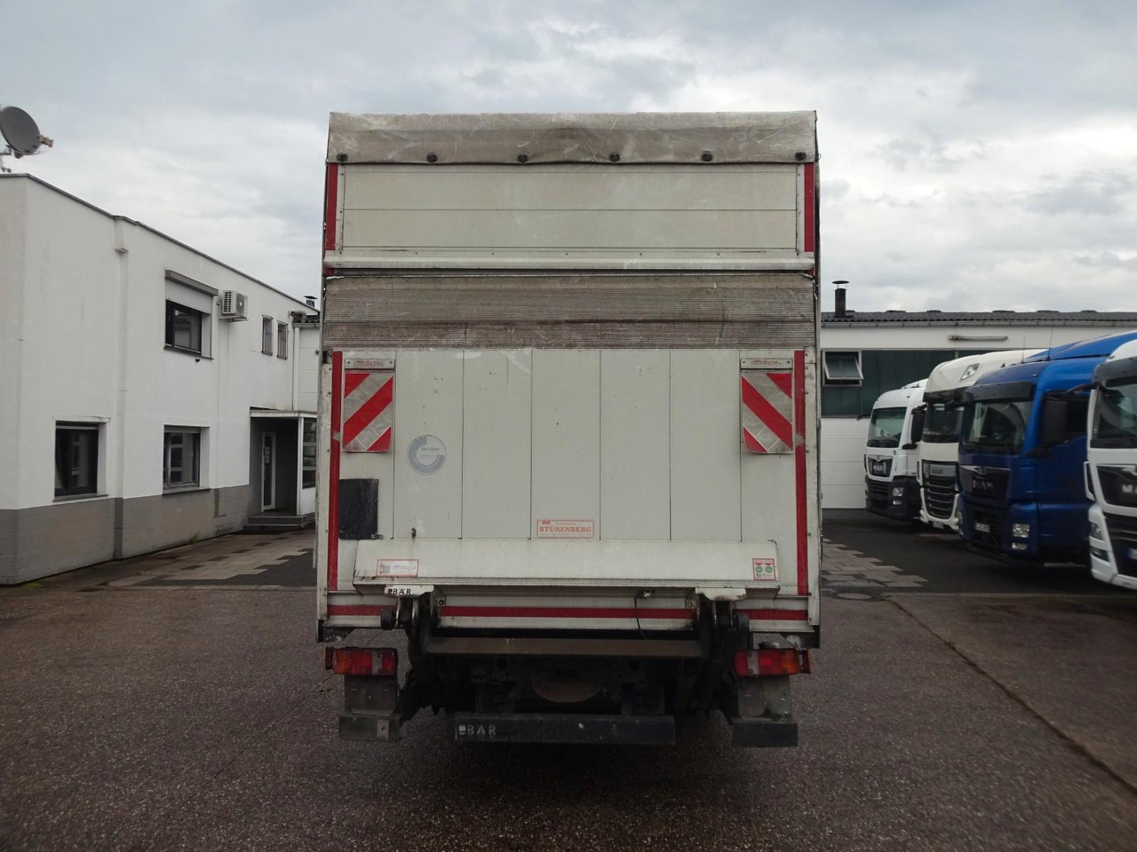 MAN TGL 12.250, Pr+Pl, LBW, Klima, Automat, AHK - Curtainsider truck: picture 5 MAN TGL 12.250, Pr+Pl, LBW, Klima, Automat, AHK - Curtainsider truck: picture 5