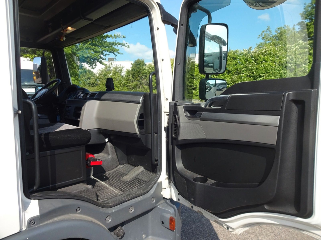Box van MAN TGL 8.190, LBW, Luft, Tempomat, Standheizung: picture 16