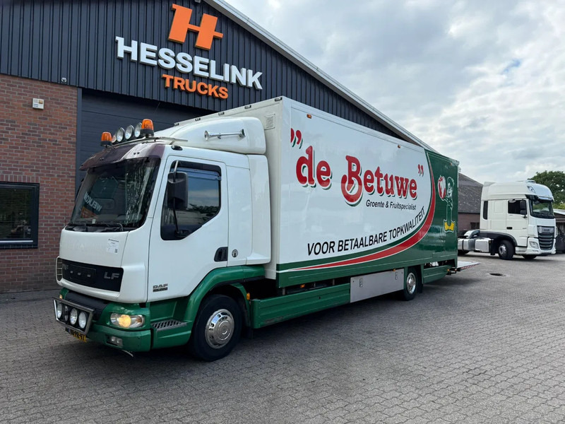 DAF LF 45.220 Laadklep/LBW Zijdeur Slaapcabine AHK NL truck - Box truck: picture 1 DAF LF 45.220 Laadklep/LBW Zijdeur Slaapcabine AHK NL truck - Box truck: picture 1