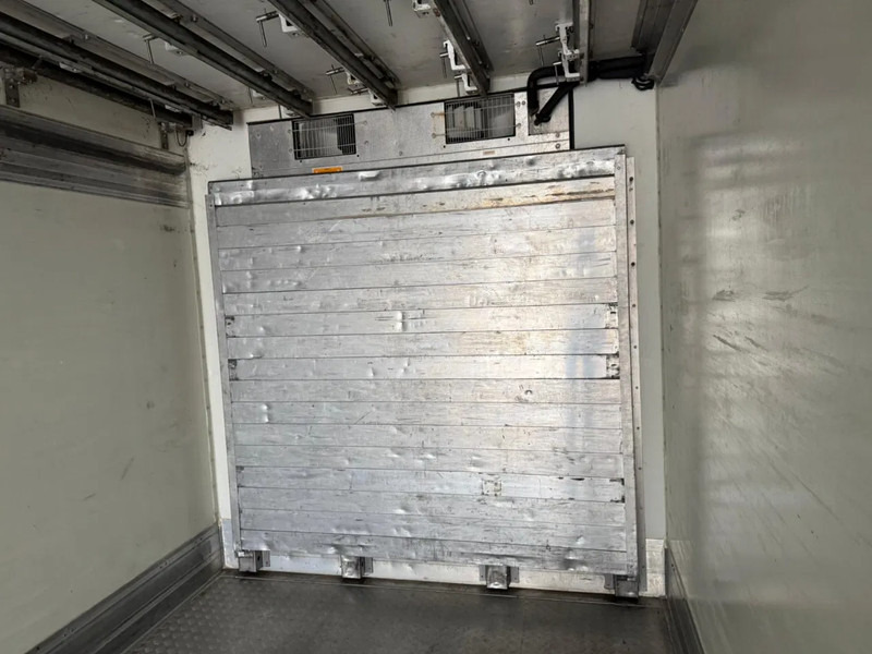 Leasing of Krone Carrier Vector 1950 MT 5x Meatrails Rohrbahnen Fleisch Hooks Krone Carrier Vector 1950 MT 5x Meatrails Rohrbahnen Fleisch Hooks: picture 14