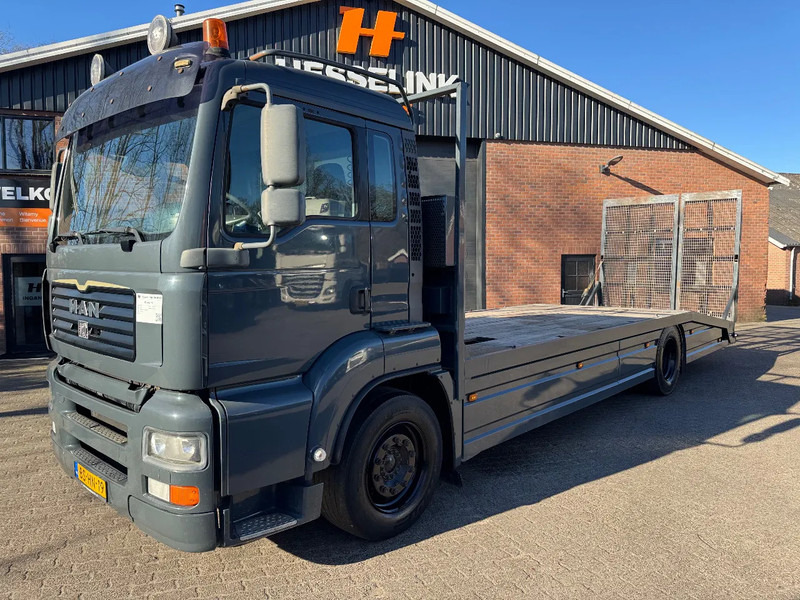 MAN TGA 18.350 830CM Oprijwagen Machinery transporter Hydraulische klep, nieuwe APK 3-6-2026 - Autotransporter truck: picture 1 MAN TGA 18.350 830CM Oprijwagen Machinery transporter Hydraulische klep, nieuwe APK 3-6-2026 - Autotransporter truck: picture 1