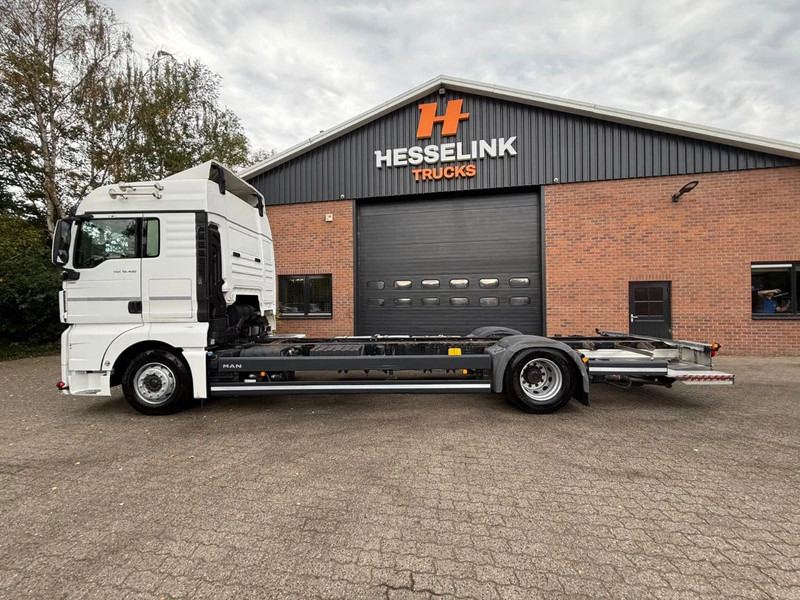 MAN TGX 18.400 XLX AHK LBW Standairco NL Truck - Container transporter/ Swap body truck: picture 3 MAN TGX 18.400 XLX AHK LBW Standairco NL Truck - Container transporter/ Swap body truck: picture 3