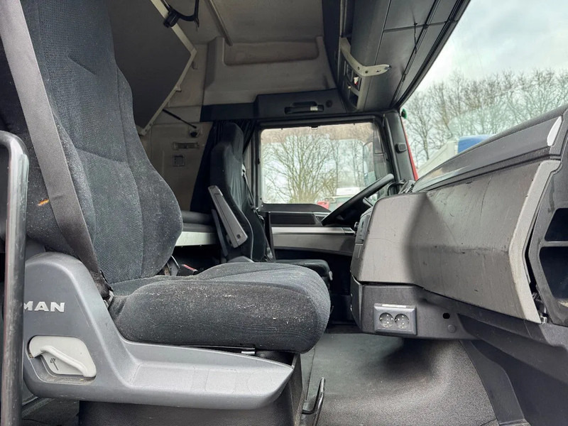 MAN TGX 26.400 6X!! 6X2 JUMBO Kombi 120m3 Complete 2015, Galvanized - Box truck: picture 5 MAN TGX 26.400 6X!! 6X2 JUMBO Kombi 120m3 Complete 2015, Galvanized - Box truck: picture 5