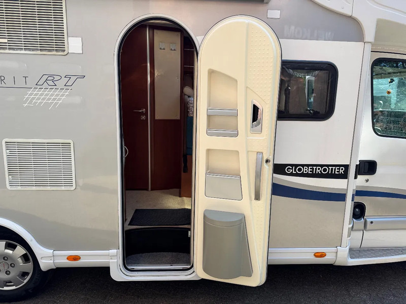 Renault Dethleffs Esprit RT 6614 Half integraal DCI 150 - Semi-integrated motorhome: picture 5 Renault Dethleffs Esprit RT 6614 Half integraal DCI 150 - Semi-integrated motorhome: picture 5