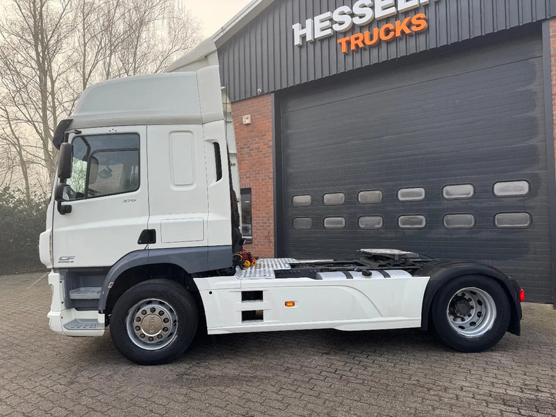 DAF CF 370 4X2 Space Cab Side skirts ACC NL Truck APK 09/2025 - Tractor unit: picture 5 DAF CF 370 4X2 Space Cab Side skirts ACC NL Truck APK 09/2025 - Tractor unit: picture 5