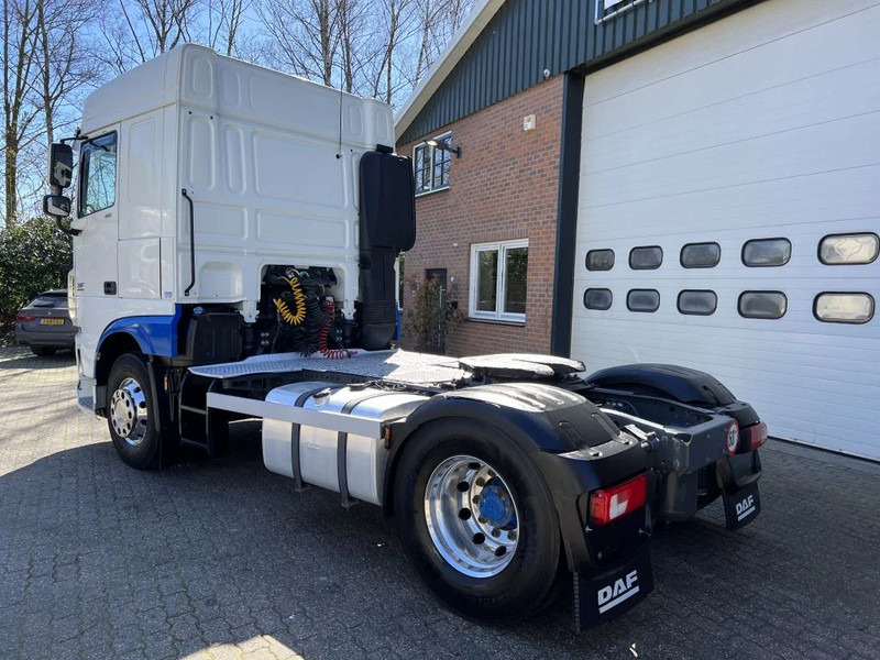 DAF XF 410 Space Cab Alcoa 634.000KM NEW ad-blue pump - Tractor unit: picture 4 DAF XF 410 Space Cab Alcoa 634.000KM NEW ad-blue pump - Tractor unit: picture 4