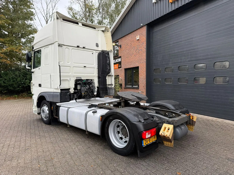 DAF XF 460 SSC Super Space 2x Tank Hefschotel NL Truck - Tractor unit: picture 2 DAF XF 460 SSC Super Space 2x Tank Hefschotel NL Truck - Tractor unit: picture 2