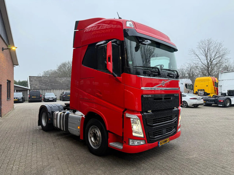 Volvo FH 460 LNG Globetrotter Hydraulic Leer NL Truck APK/TUV 11-2026 - Tractor unit: picture 2 Volvo FH 460 LNG Globetrotter Hydraulic Leer NL Truck APK/TUV 11-2026 - Tractor unit: picture 2