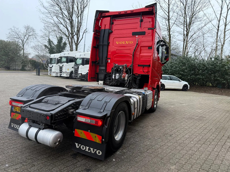 Volvo FH 460 LNG Globetrotter Hydraulic Leer NL Truck APK/TUV 11-2026 - Tractor unit: picture 4 Volvo FH 460 LNG Globetrotter Hydraulic Leer NL Truck APK/TUV 11-2026 - Tractor unit: picture 4