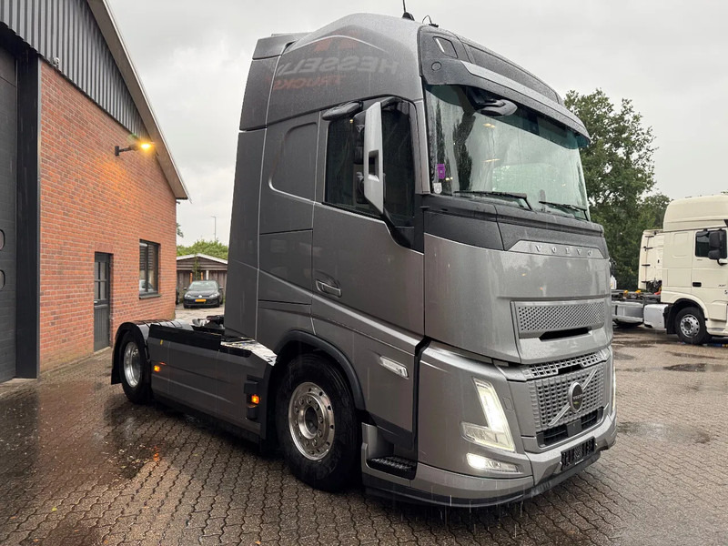 Volvo FH 500 AERO NEW! 9 Ton Vooras PTO Prep Full air Globetrotter XL Retarder - Tractor unit: picture 2 Volvo FH 500 AERO NEW! 9 Ton Vooras PTO Prep Full air Globetrotter XL Retarder - Tractor unit: picture 2