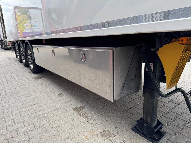 Kraker CF-ISO Koel / Walkingfloor Thermo King SLX 400 - Walking floor semi-trailer: picture 4 Kraker CF-ISO Koel / Walkingfloor Thermo King SLX 400 - Walking floor semi-trailer: picture 4