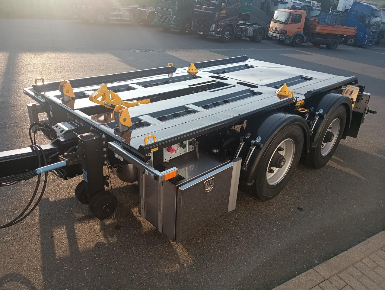 Hüffermann 2-ACHS-MINI-CARRIER MULTIFIX verzinkt NEU BPW Hüffermann 2-ACHS-MINI-CARRIER MULTIFIX verzinkt NEU BPW - Roll-off/ Skip trailer: picture 2 Hüffermann 2-ACHS-MINI-CARRIER MULTIFIX verzinkt NEU BPW Hüffermann 2-ACHS-MINI-CARRIER MULTIFIX verzinkt NEU BPW - Roll-off/ Skip trailer: picture 2