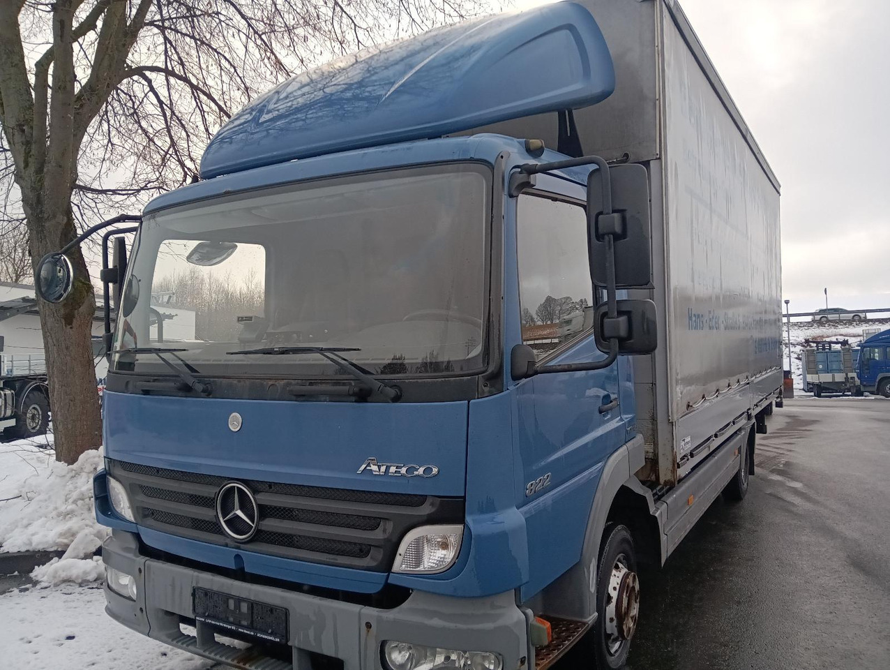Mercedes-Benz Atego2 822 4x2L Klima, Luftgef.,AHK,Spoiler,LBW - Curtainsider truck: picture 3 Mercedes-Benz Atego2 822 4x2L Klima, Luftgef.,AHK,Spoiler,LBW - Curtainsider truck: picture 3