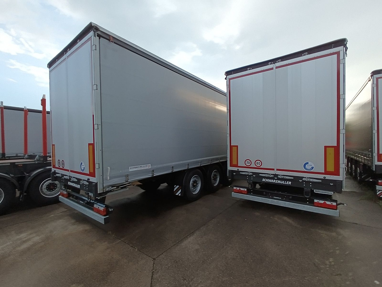 Schwarzmüller PowerLine LIFT/LENKACHSE HUBDACH 5880kg NEU Schwarzmüller PowerLine LIFT/LENKACHSE HUBDACH 5880kg NEU - Curtainsider semi-trailer: picture 5 Schwarzmüller PowerLine LIFT/LENKACHSE HUBDACH 5880kg NEU Schwarzmüller PowerLine LIFT/LENKACHSE HUBDACH 5880kg NEU - Curtainsider semi-trailer: picture 5