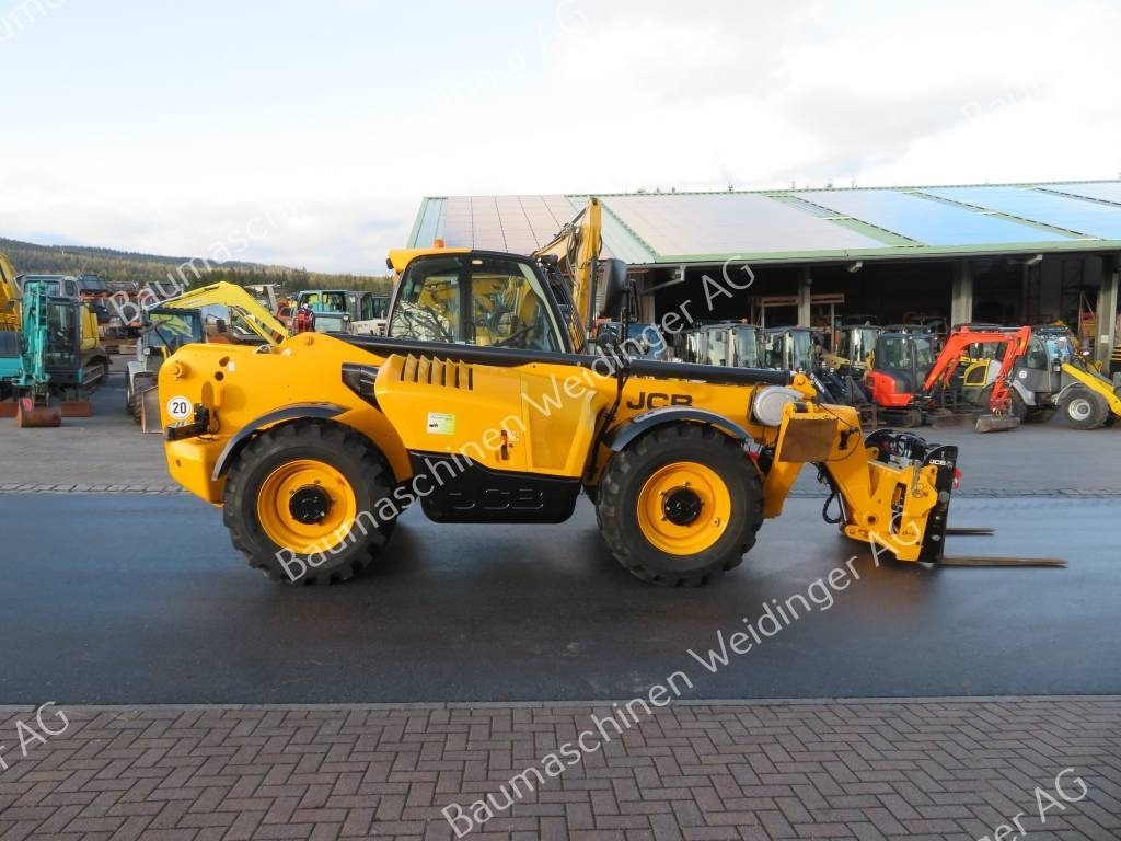 JCB 540-140 - Telescopic handler: picture 2 JCB 540-140 - Telescopic handler: picture 2