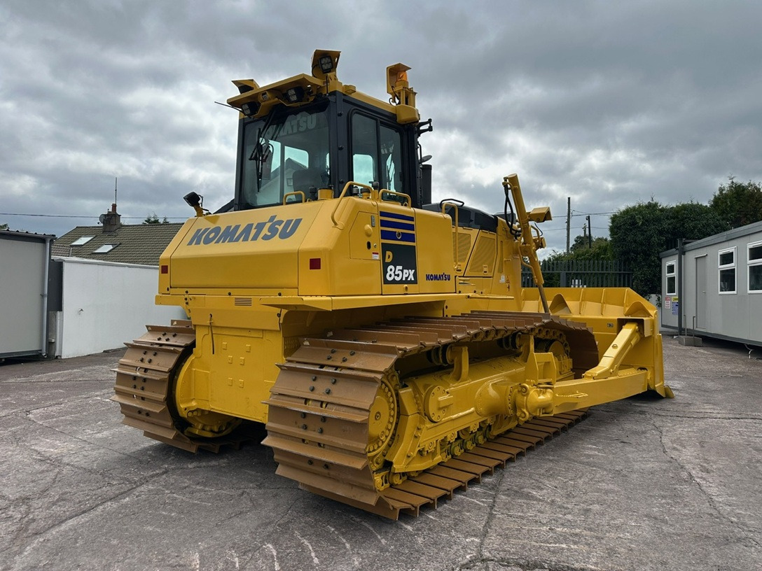 Bulldozer KOMATSU D85PX-18  -   Excellent Condition: picture 14