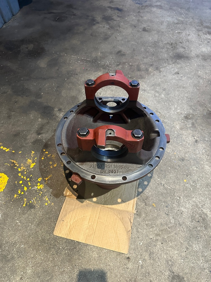 LIEBHERR Differential Carrier Part Number 10342388 - All terrain crane: picture 3 LIEBHERR Differential Carrier Part Number 10342388 - All terrain crane: picture 3