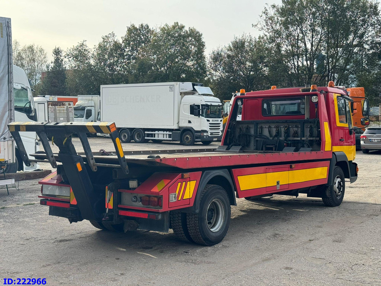 MAN 12.224 - Tow truck: picture 4 MAN 12.224 - Tow truck: picture 4