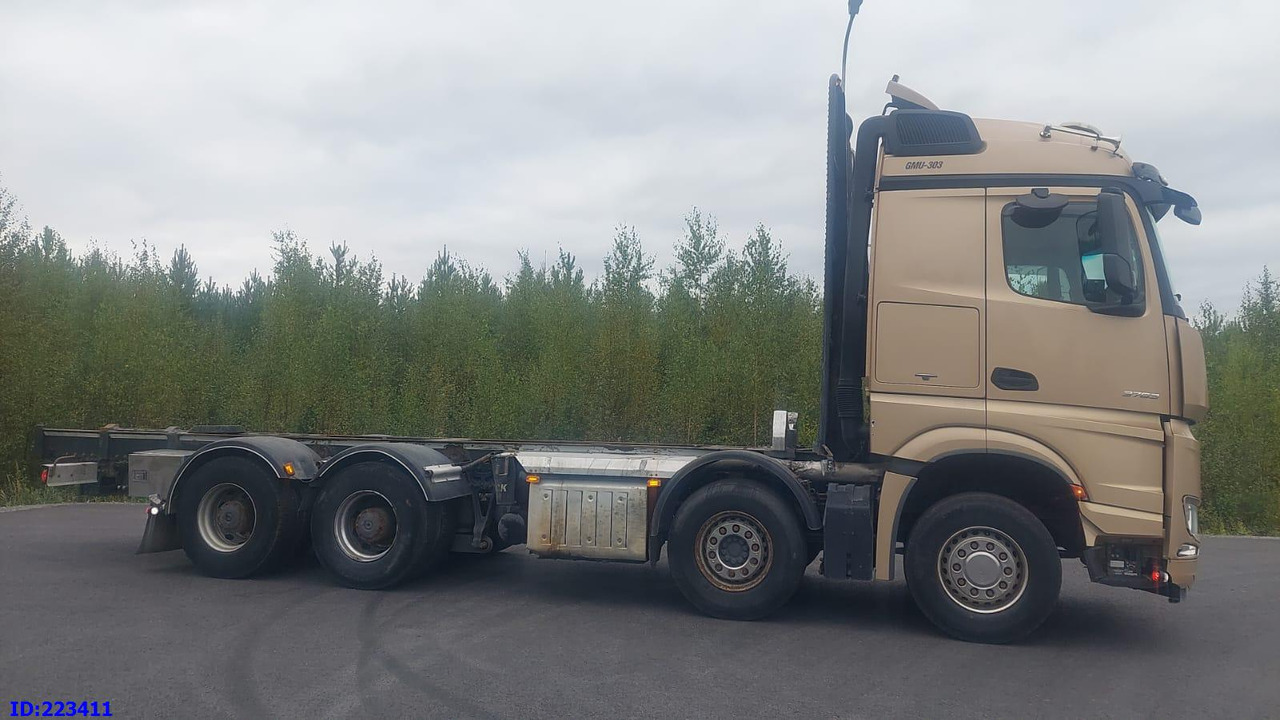 MERCEDES-BENZ Arocs 3763 8x4 Euro6 - Cab chassis truck: picture 5 MERCEDES-BENZ Arocs 3763 8x4 Euro6 - Cab chassis truck: picture 5