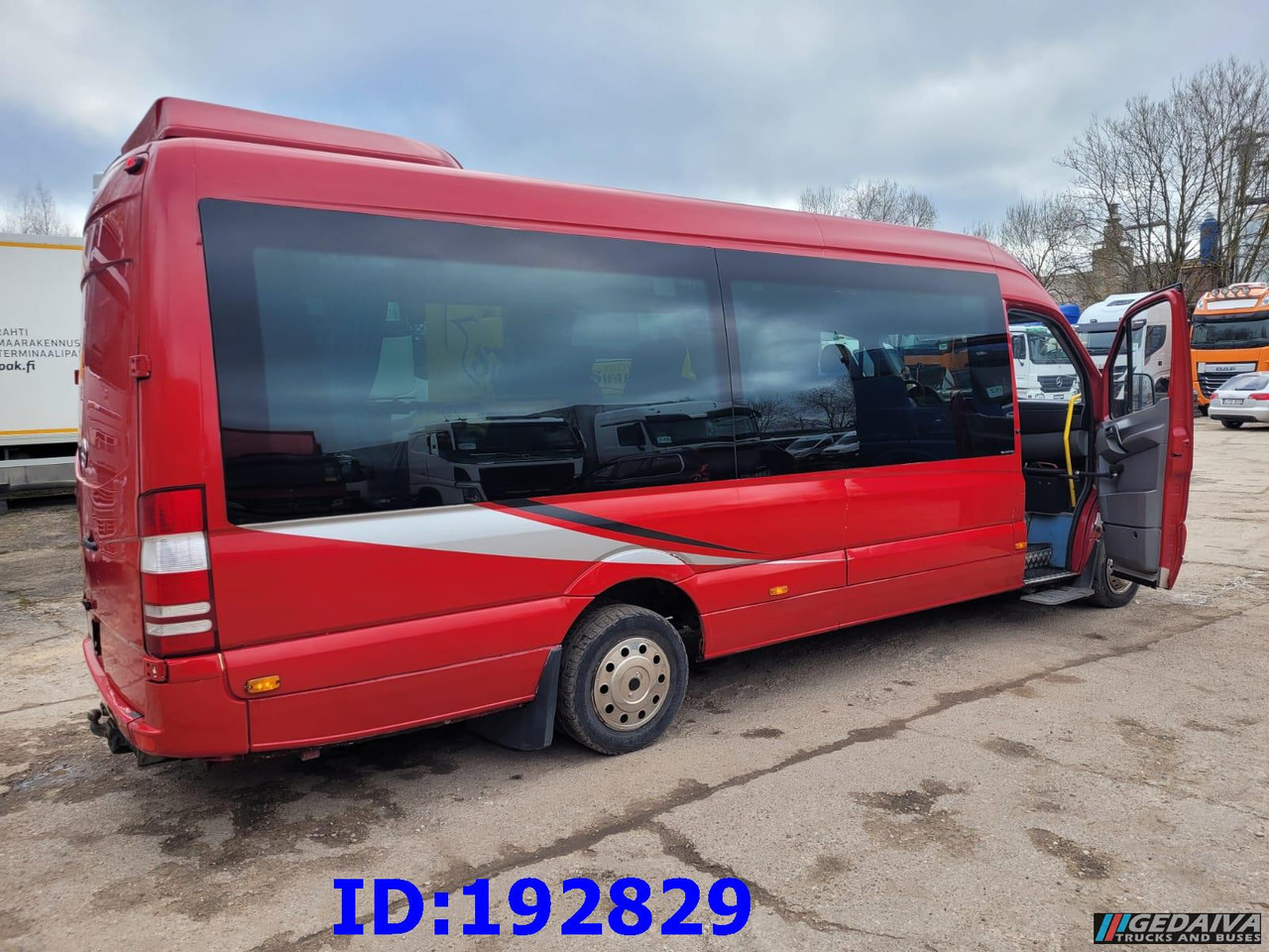 MERCEDES-BENZ Sprinter 515 VIP 17place - Coach: picture 5 MERCEDES-BENZ Sprinter 515 VIP 17place - Coach: picture 5