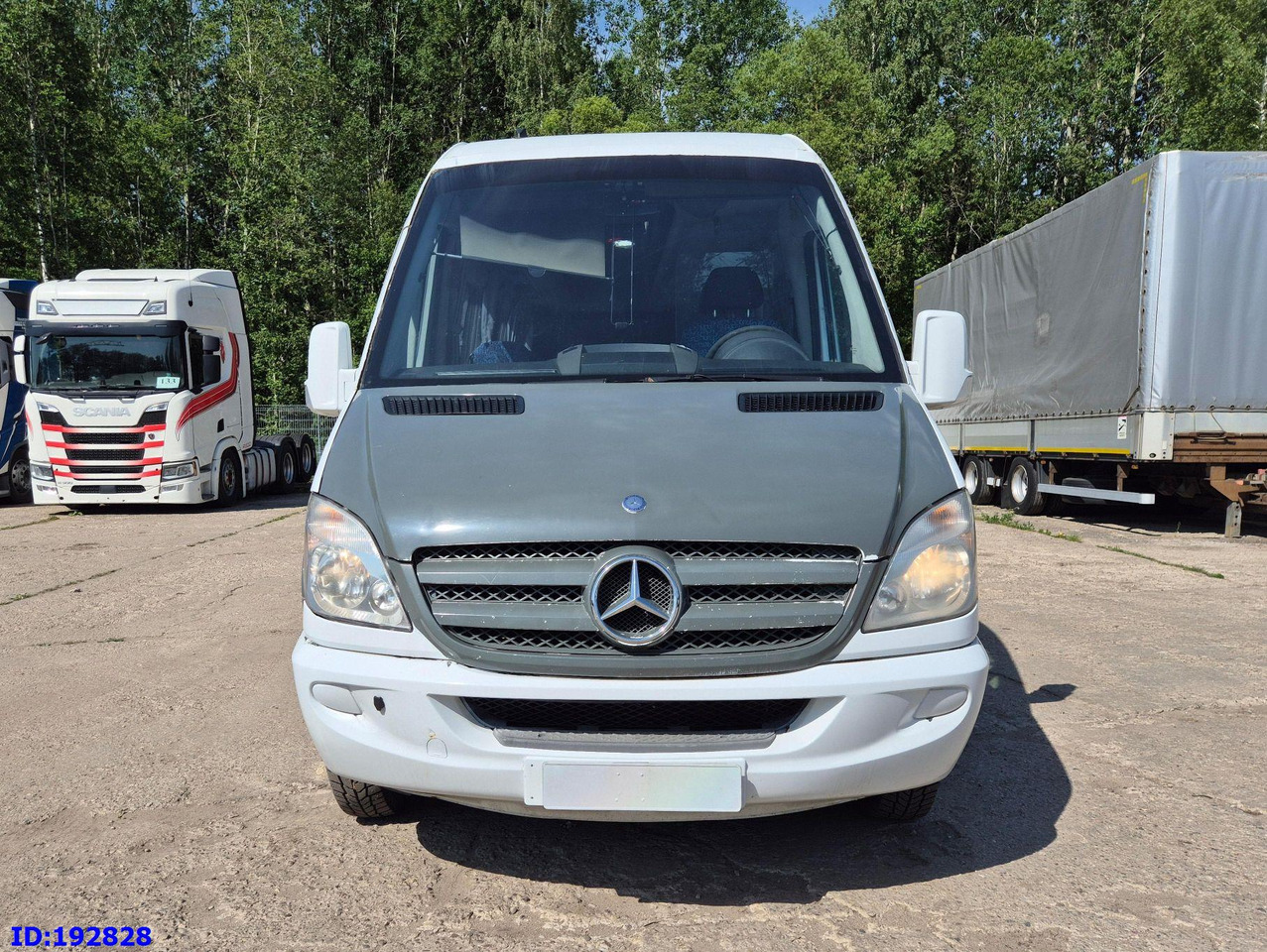 MERCEDES-BENZ Sprinter 519 - 17 place - Euro5 - Minibus, Passenger van: picture 2 MERCEDES-BENZ Sprinter 519 - 17 place - Euro5 - Minibus, Passenger van: picture 2
