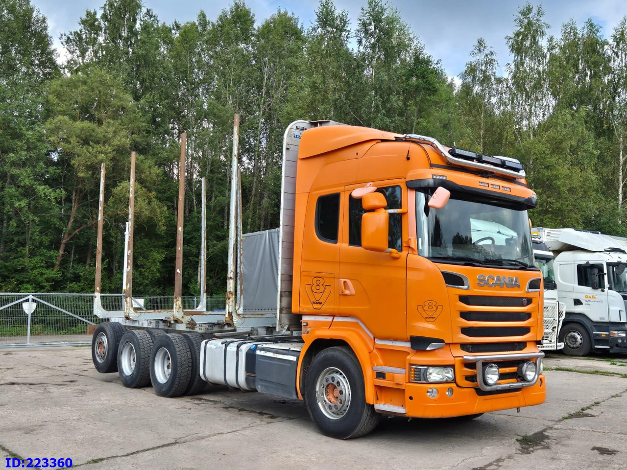 SCANIA R580 8X4 V8 - Logging truck: picture 2 SCANIA R580 8X4 V8 - Logging truck: picture 2
