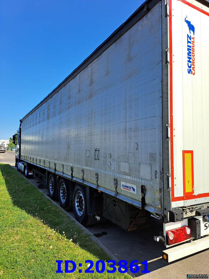 SCHMITZ CARGOBULL - Curtainsider semi-trailer: picture 4 SCHMITZ CARGOBULL - Curtainsider semi-trailer: picture 4
