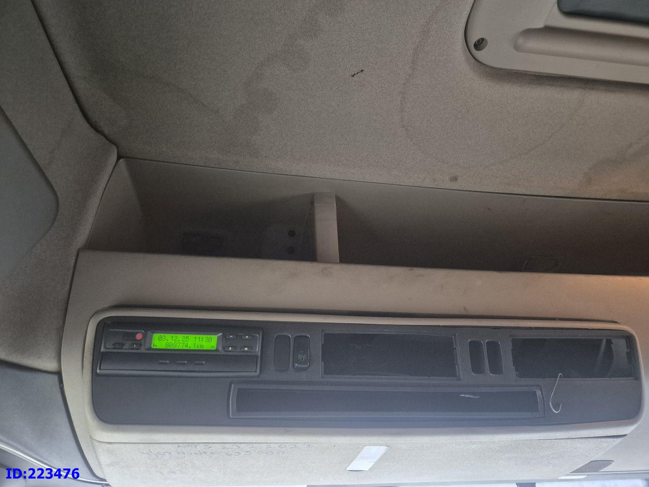 Tractor unit SCANIA R420 6x2 Manual 10 tires: picture 15 Tractor unit SCANIA R420 6x2 Manual 10 tires: picture 15