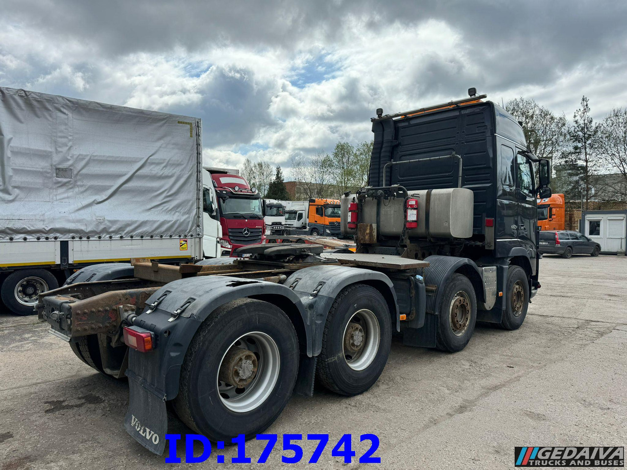 VOLVO FH16 660HP 8x4 - Tractor unit: picture 5 VOLVO FH16 660HP 8x4 - Tractor unit: picture 5