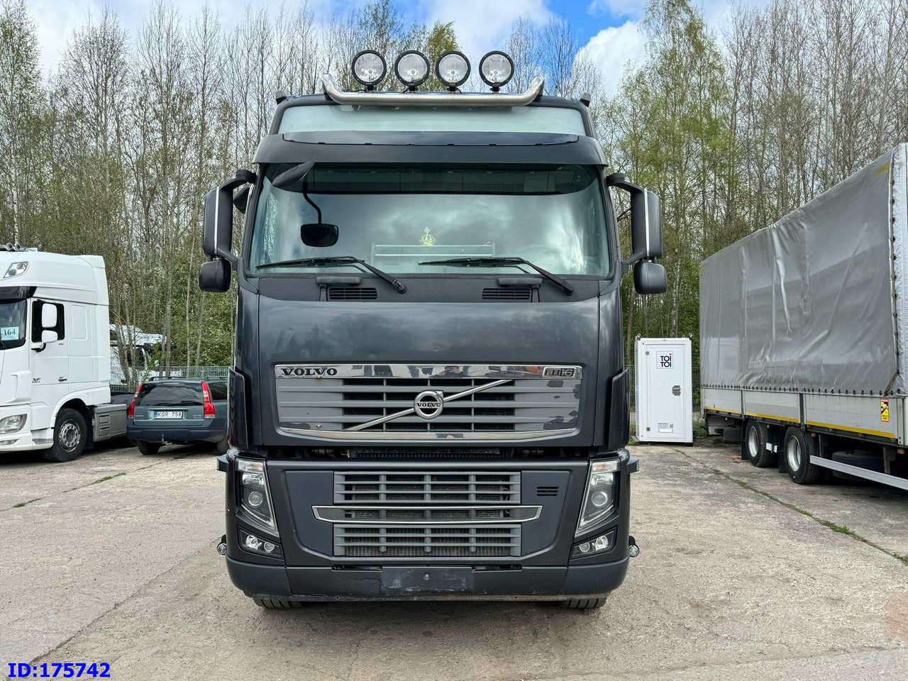 VOLVO FH16 660HP 8x4 - Tractor unit: picture 2 VOLVO FH16 660HP 8x4 - Tractor unit: picture 2