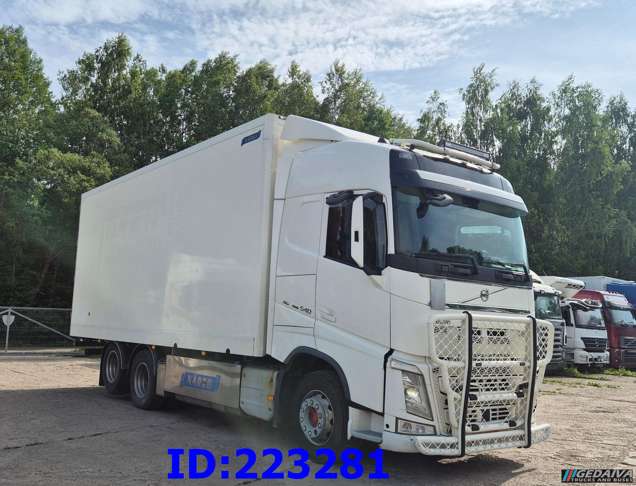 VOLVO FH13 540HP 6x2 (10 tyre) Euro6 - Isothermal truck: picture 4 VOLVO FH13 540HP 6x2 (10 tyre) Euro6 - Isothermal truck: picture 4