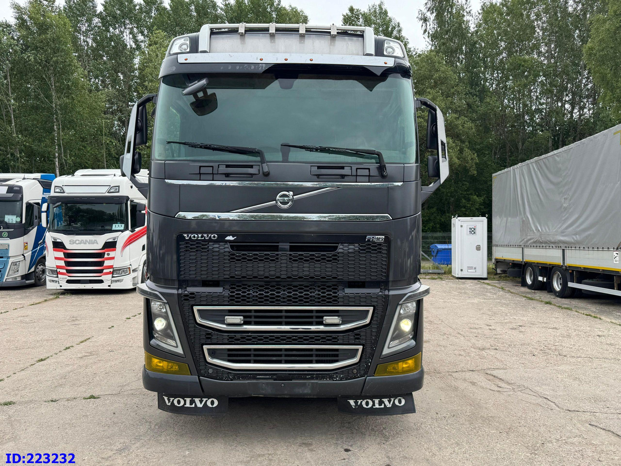 VOLVO FH16 700HP 8X4 Big Axles - Cab chassis truck: picture 2 VOLVO FH16 700HP 8X4 Big Axles - Cab chassis truck: picture 2