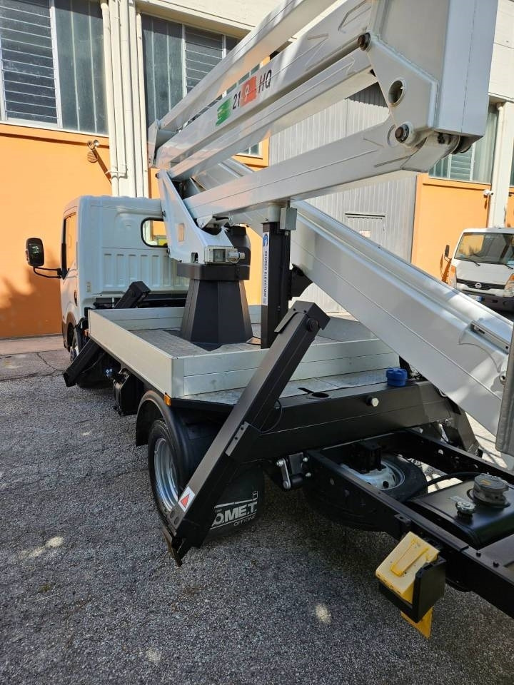 Truck mounted aerial platform Comet 21.9 HQ: picture 7