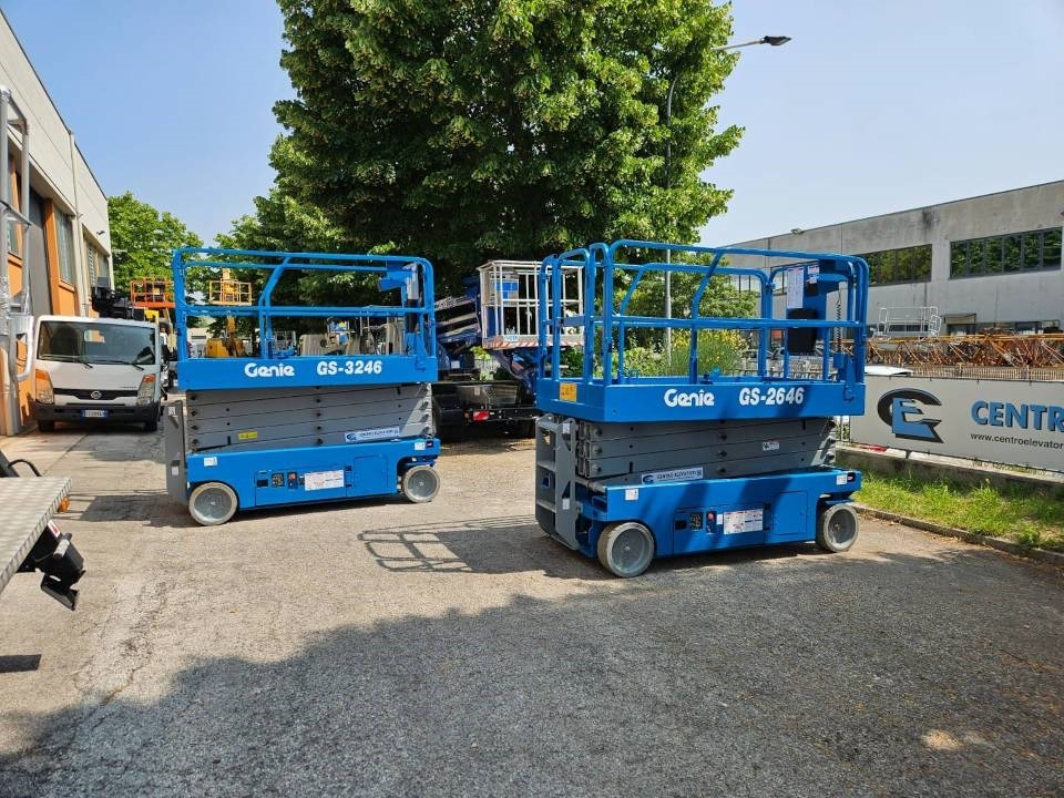 Scissor lift Genie GS 2646: picture 9