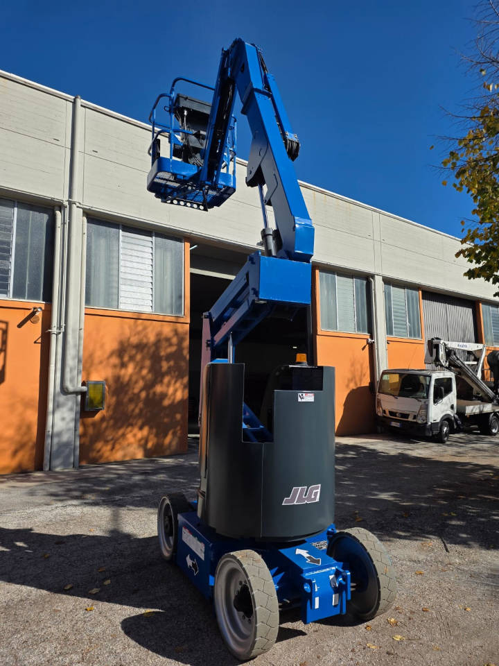 JLG E 300 AJP - Articulated boom: picture 4 JLG E 300 AJP - Articulated boom: picture 4