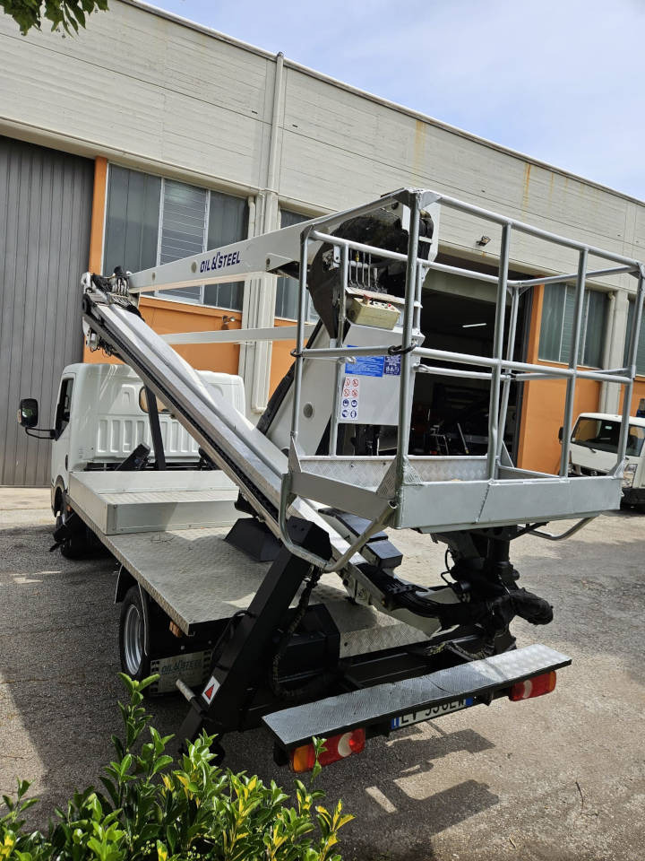 Truck mounted aerial platform OIL&STEEL Snake 21.12: picture 8