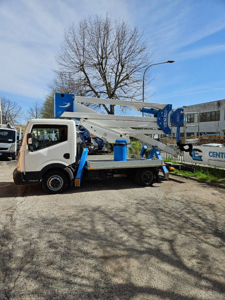 SOCAGE DA 320 - Truck mounted aerial platform: picture 1 SOCAGE DA 320 - Truck mounted aerial platform: picture 1