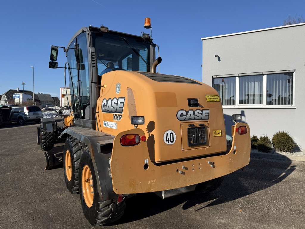 New Holland 836 C-AWD (111806) - Grader: picture 5 New Holland 836 C-AWD (111806) - Grader: picture 5