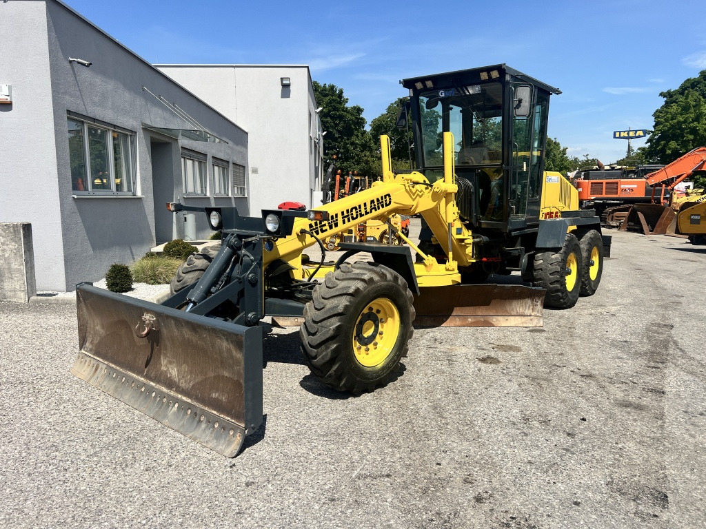 O&K – New Holland F 106 A (111601) - Grader: picture 2 O&K – New Holland F 106 A (111601) - Grader: picture 2