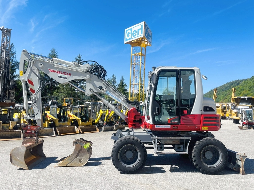 Takeuchi TB295W (4045) - Wheel excavator: picture 1 Takeuchi TB295W (4045) - Wheel excavator: picture 1