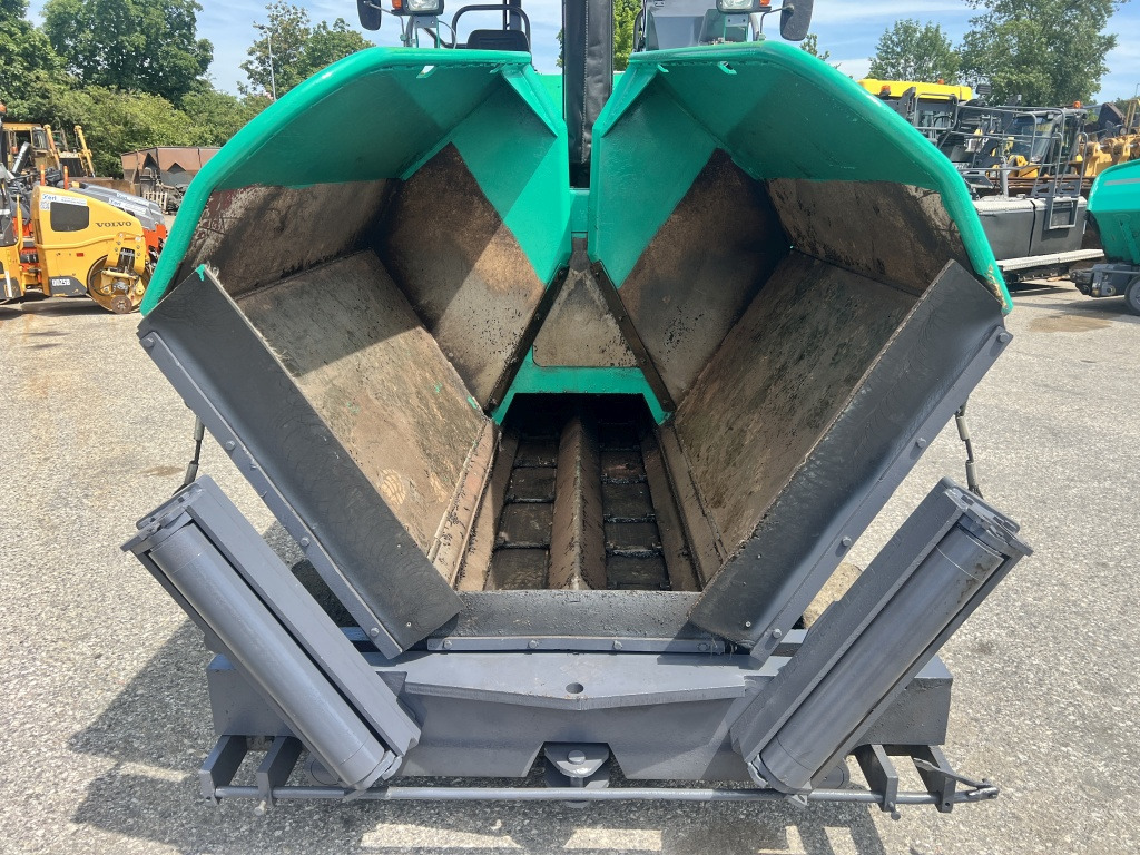 Vögele Super 1203 Typ 07.11 (111620) - Asphalt paver: picture 3 Vögele Super 1203 Typ 07.11 (111620) - Asphalt paver: picture 3