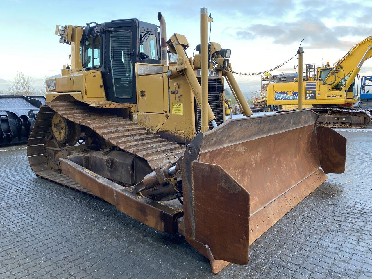 Caterpillar D6T LGP - Bulldozer: picture 5 Caterpillar D6T LGP - Bulldozer: picture 5