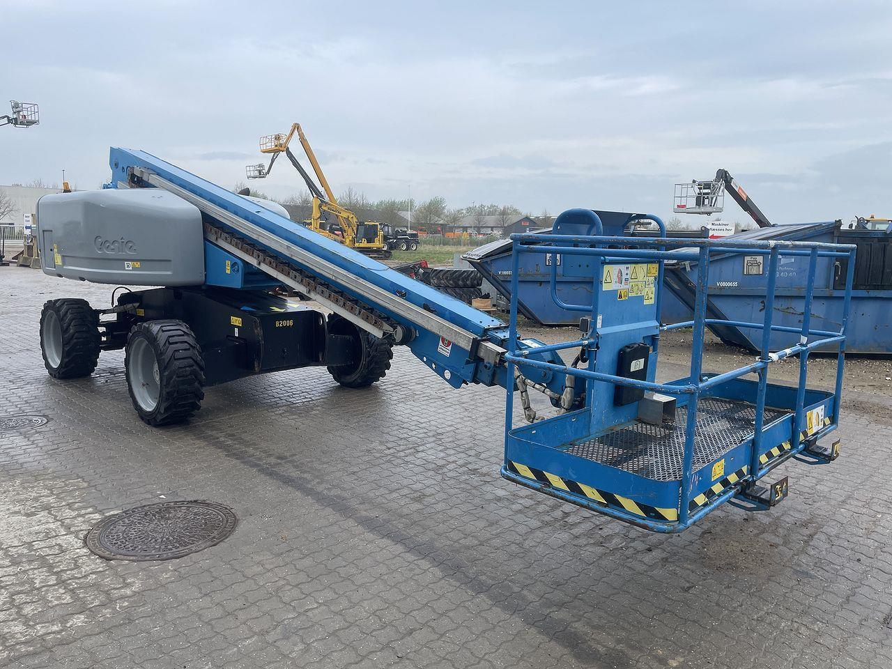 Genie S-60HC - Telescopic boom: picture 5 Genie S-60HC - Telescopic boom: picture 5