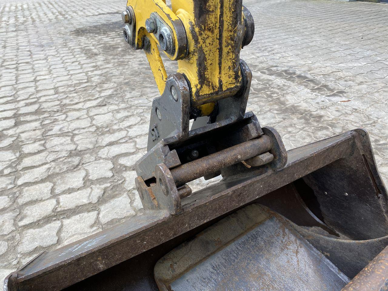 Mini excavator Komatsu PC09-1: picture 9