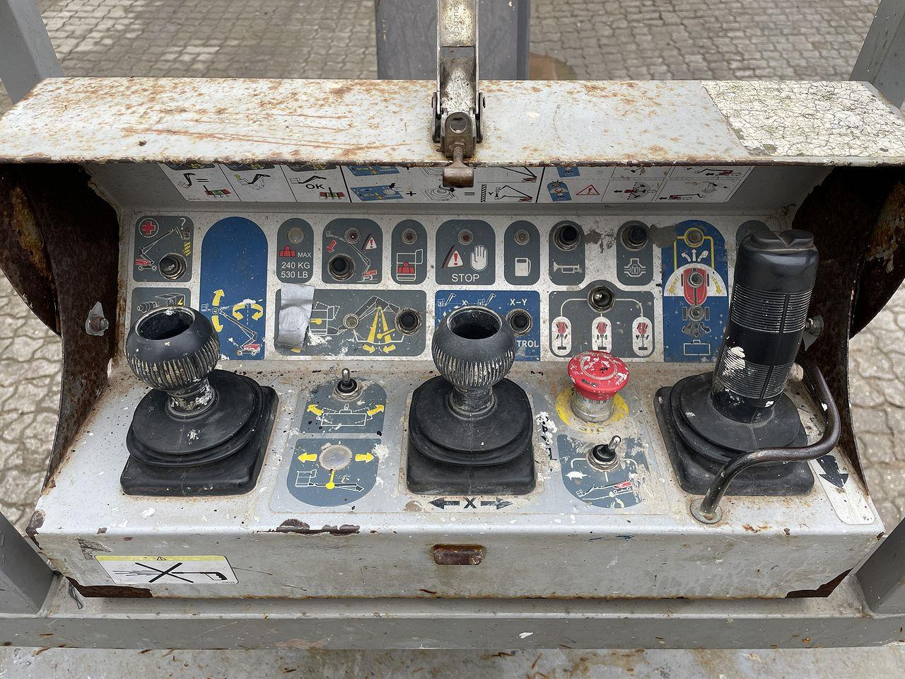 Manitou 260TJ - Telescopic boom: picture 3 Manitou 260TJ - Telescopic boom: picture 3