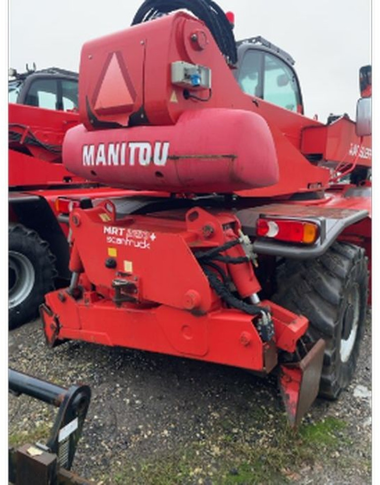 Manitou MRT2150 P+ - Telescopic handler: picture 2 Manitou MRT2150 P+ - Telescopic handler: picture 2