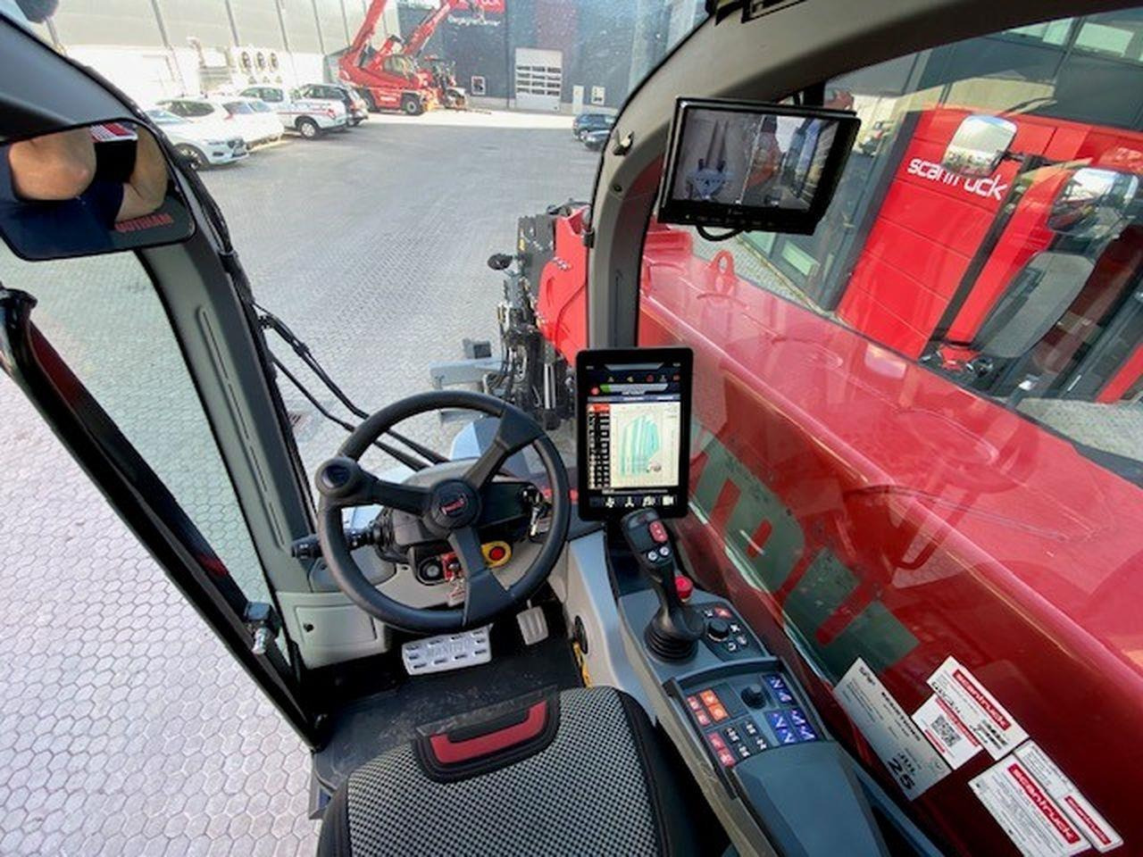 Manitou MRT2260 Vision+ - Telescopic handler: picture 5 Manitou MRT2260 Vision+ - Telescopic handler: picture 5