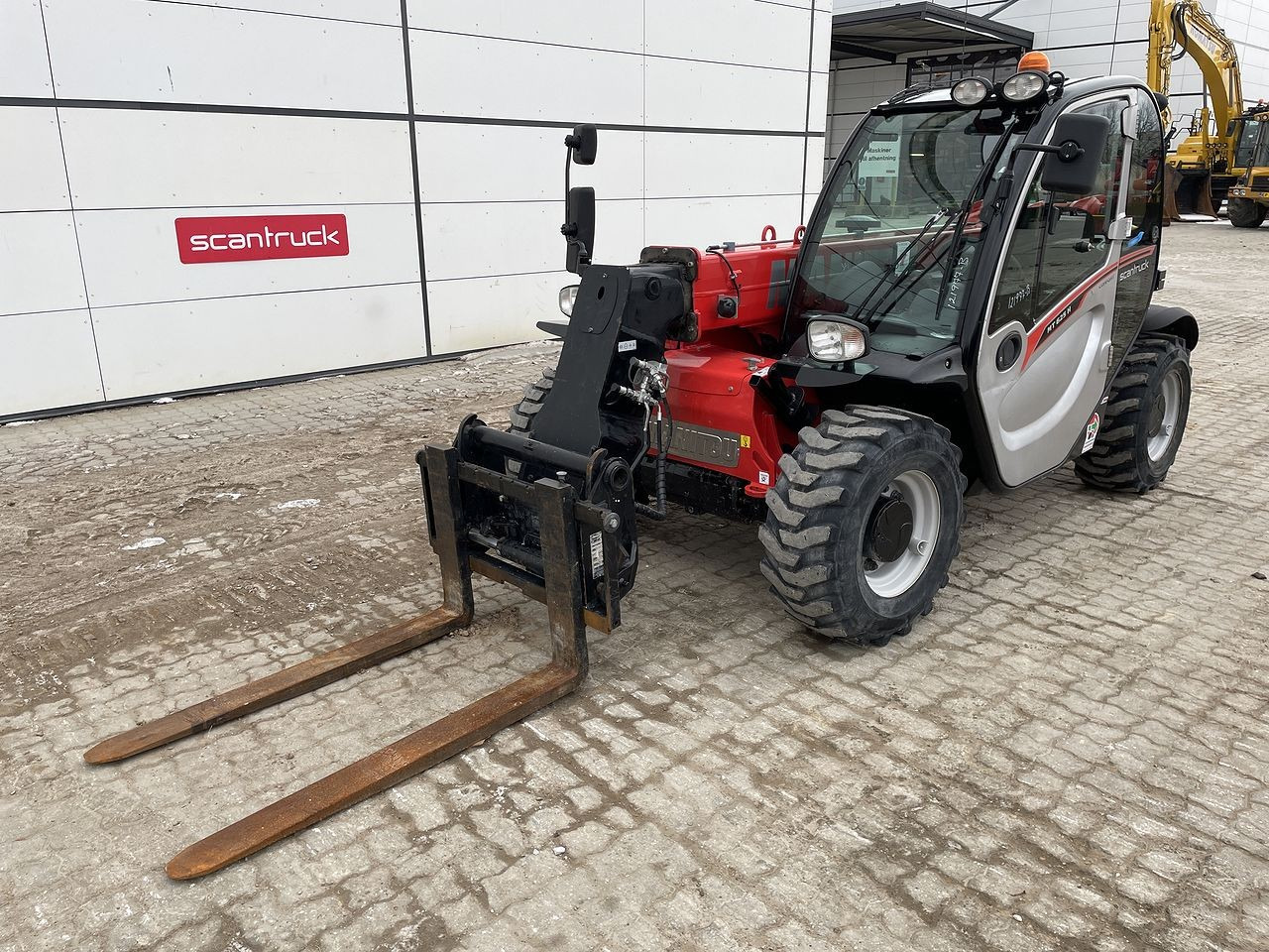 Manitou MT625H Comfort ST5 - Telescopic handler: picture 1 Manitou MT625H Comfort ST5 - Telescopic handler: picture 1